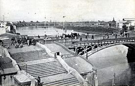 Triana 1914 puente triana.jpg