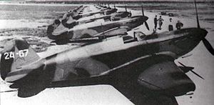 Archivo:Yak-1 fighters in 1941
