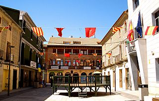 Zuera - Plaza de España 1.jpg