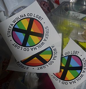 Archivo:02019 1570 LGBT free zone, cursed rainbow, Gazeta Polska stickers