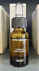 Archivo:Aceite esencial de tomillo (thymus vulgaris). Essential oil