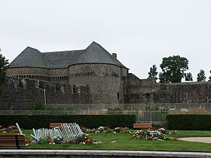 Archivo:Brest chateau