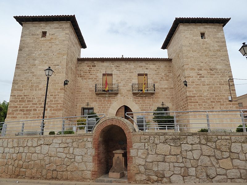 Castillo Palacio de Celadas 03