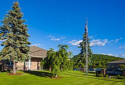Chester, NY, town hall.jpg