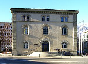 Archivo:Chur Grossratsgebäude