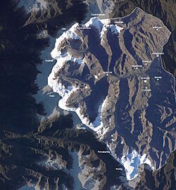 Archivo:Cordillera Blanca-NASA-chacas