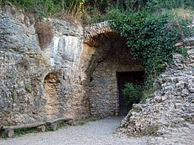 Cueva del Toll.jpg