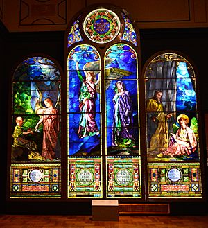 Archivo:First Unitarian Church of Detroit Stained Glass Windows