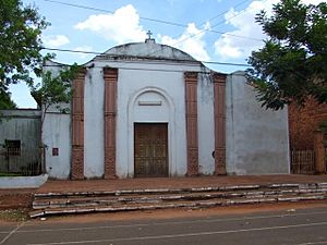 Archivo:Paraguay Santa Rosa Iglesia Virgen de Loreto