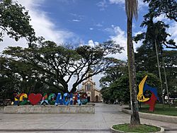 Plaza in center of Acacías.jpg