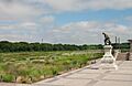 Statue-at-costanera-norte