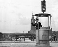 Archivo:Trafiksignal Tegelbacken 1953