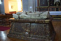 Archivo:Valladolid iglesia Magdalena sepulcro Pedro Gasca lou