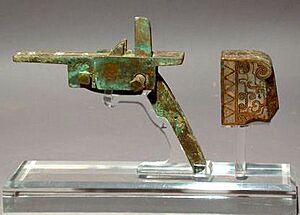 Archivo:Warring States or Western Han crossbow