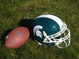 Archivo:2010 Michigan State Football Helmet