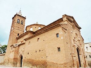 Archivo:Ambel - Ermita de la Virgen del Rosario - Vista