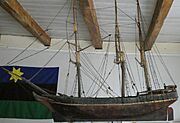 Archivo:Antiguo modelo de una fragata. Museo Arqueológico y Etnográfico de Achao. Isla Quinchao. Chiloé. Chile