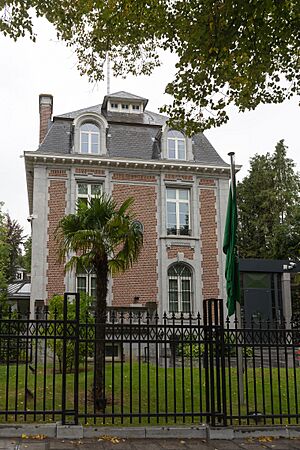 Archivo:Bruxelles - Ambassade d'Arabie saoudite 20190907