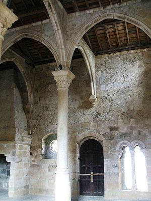Archivo:Carracedo (Le) - Monasterio de Santa Maria 13