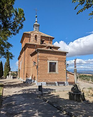 Archivo:Ermita de Nuestra Señora de la Natividad, Méntrida 02