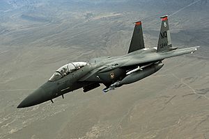 Archivo:F-15E - Controlling The Sky