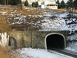 Gallitzin Tunnels - panoramio.jpg