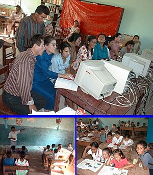 Archivo:Honduras class room UNESCO Project