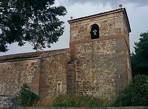 Archivo:Iglesia de Nuestra Señora de la Antigua, Polentinos 01