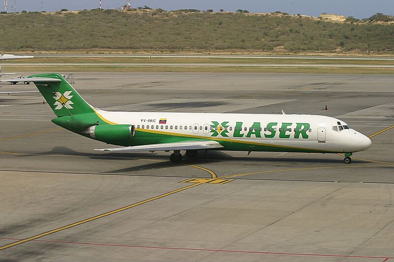 LASER McDonnell Douglas DC-9-32 Lebeda-2
