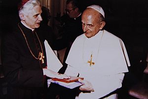Archivo:Paulo VI e Ratzinger