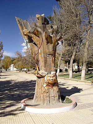 Archivo:Plaza de Challapata