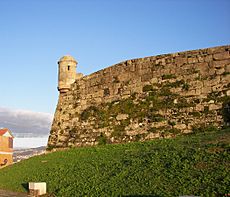 Archivo:Restos del Castillo de San Sebastian en Vigo Foto Miguel Angel Otero Soliño