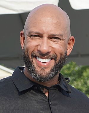 Archivo:Tim Howard 2023
