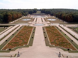 Archivo:Vaux-le-Vicomte Garten