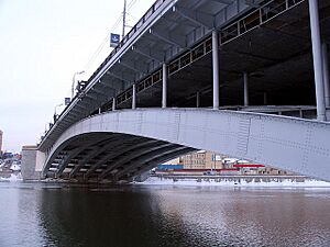 Archivo:Wiki bolshoy krasnokholmsky 2