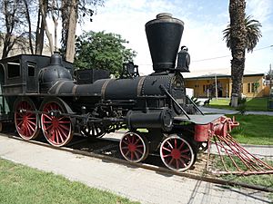 Archivo:Antigua locomotora "Copiapó", año 1850. En la ciudad de Copiapó, Región de Atacama, Chile