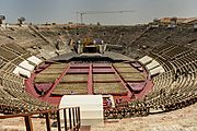 Arena di Verona 5 (10782301753).jpg
