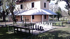 Archivo:Biblioteca-Jose-Hernandez