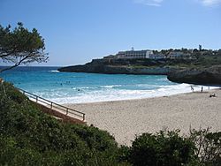 Archivo:Cala Domingos - March 2008 - panoramio