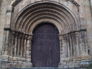 Archivo:Catedral Vieja de Plasencia. 02