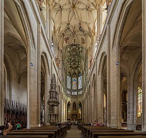 Archivo:Church of Saint Barbara, Interior, Kurna Hora