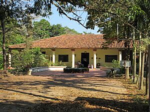 Archivo:Comalcalco Finca Cholula 1