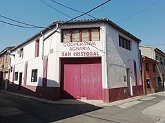 Archivo:Cooperativa agraria San Cristobal Peñaflor
