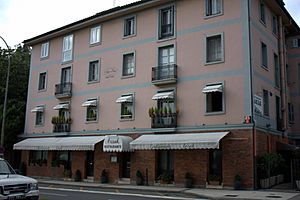 Archivo:Fachada del restaurante Arzak