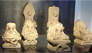 Archivo:Guimet Cham2