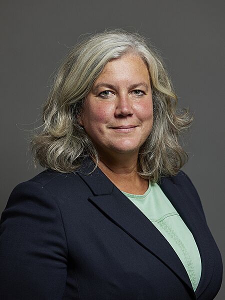 Heidi alexander portrait 2024