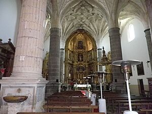 Archivo:IglesiaParadinasIn