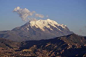 Archivo:Illimani La Paz