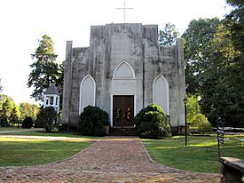 Archivo:Immanuel Church, La Grange, Tennessee 2