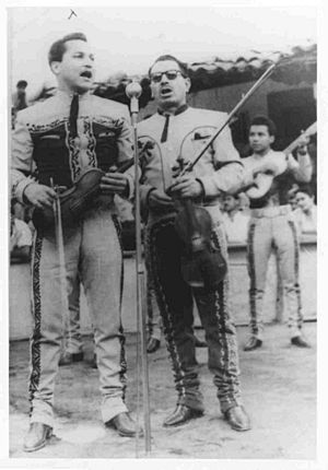 Archivo:Mario Santiago y Silvestre Vargas